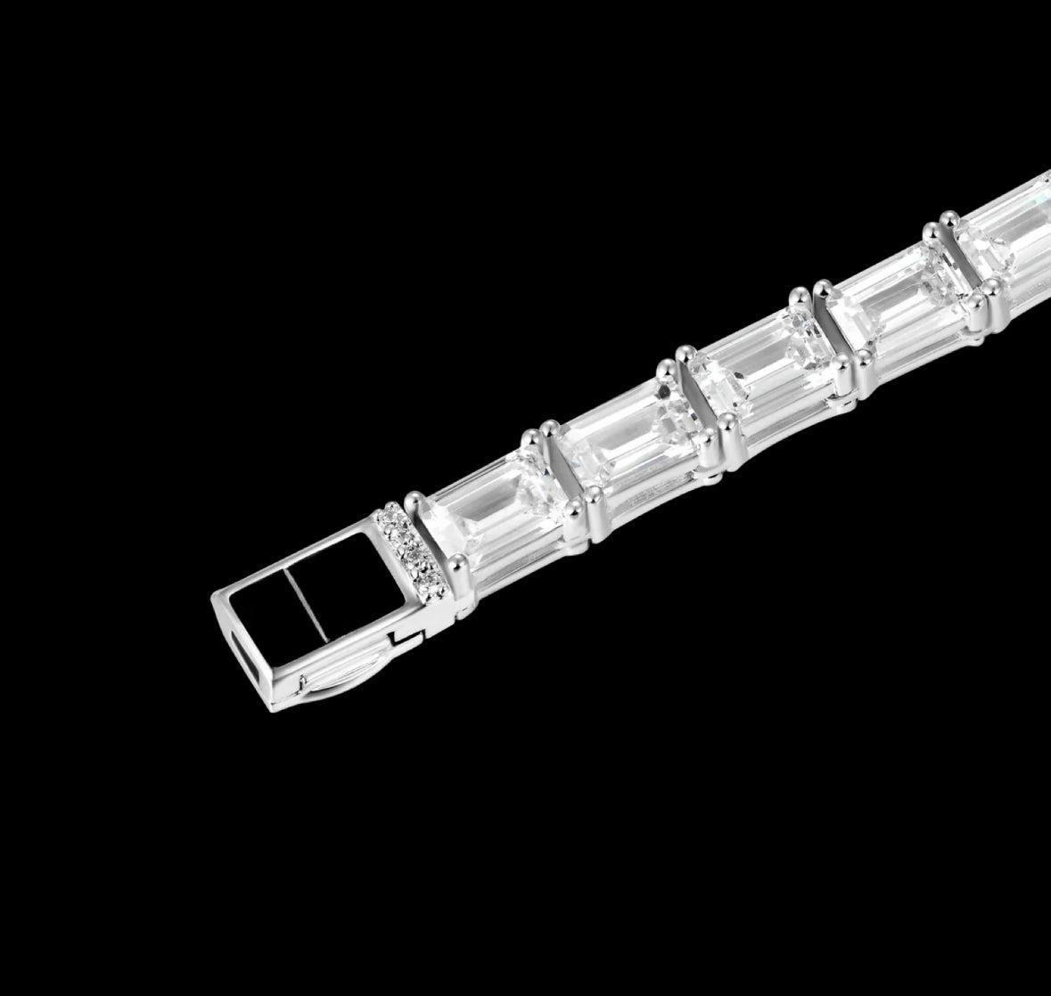 Emerald cut Tennis Bracelet 4mm