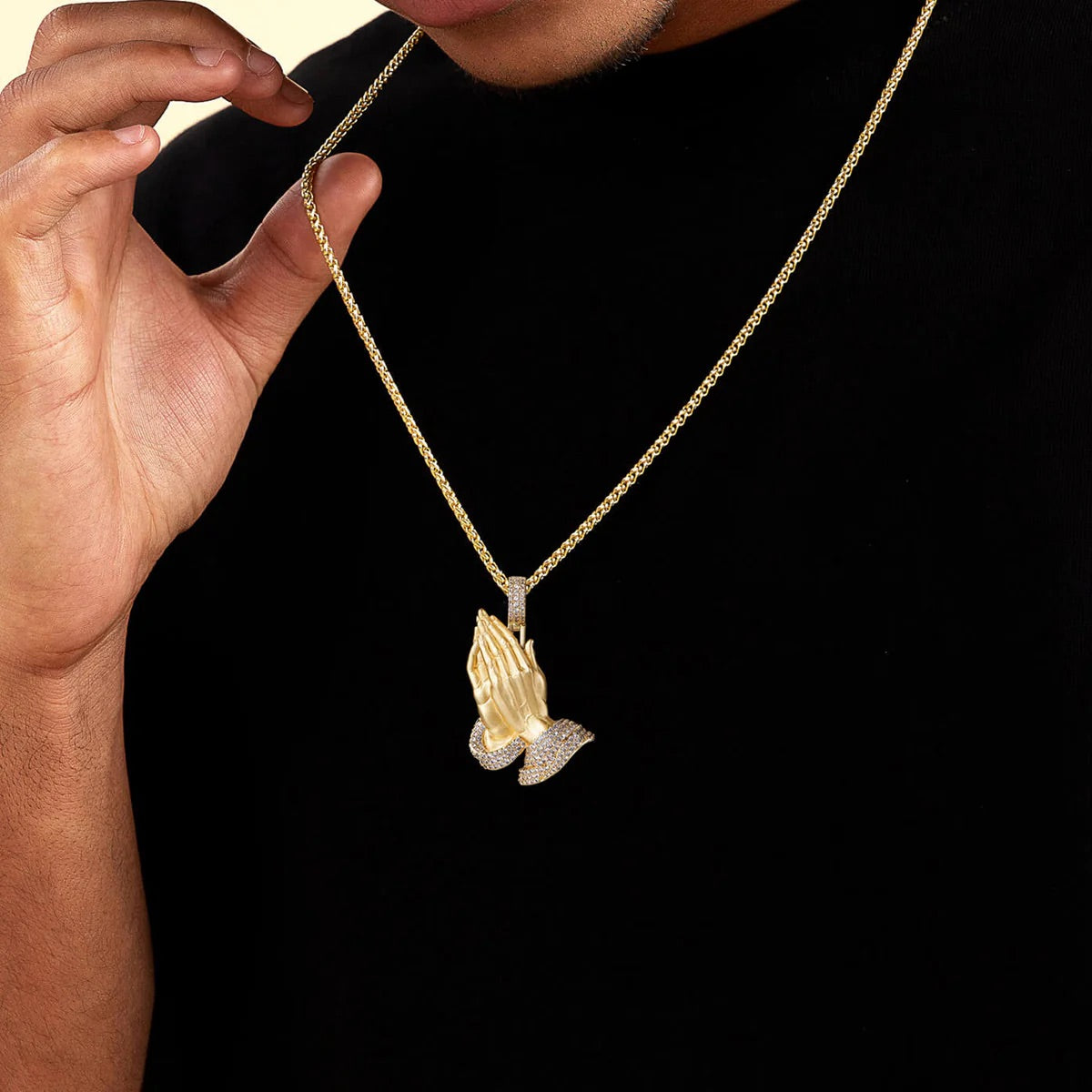Prayer hands Pendant