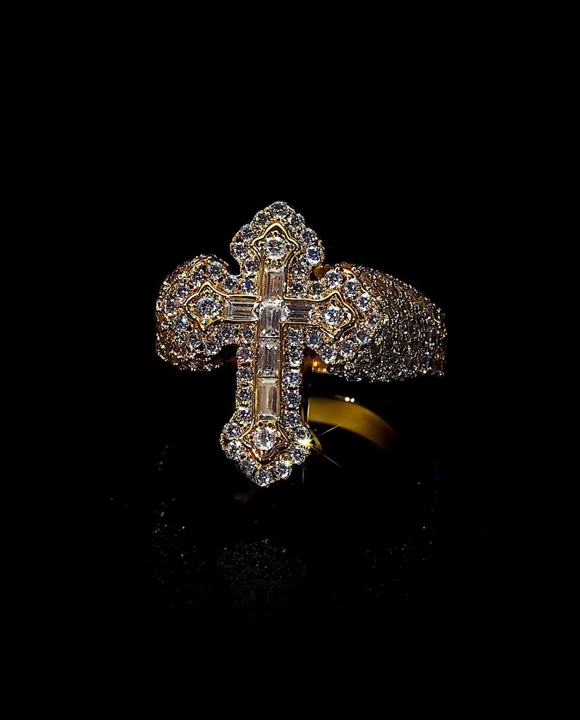 Round and Baguette Cross Ring