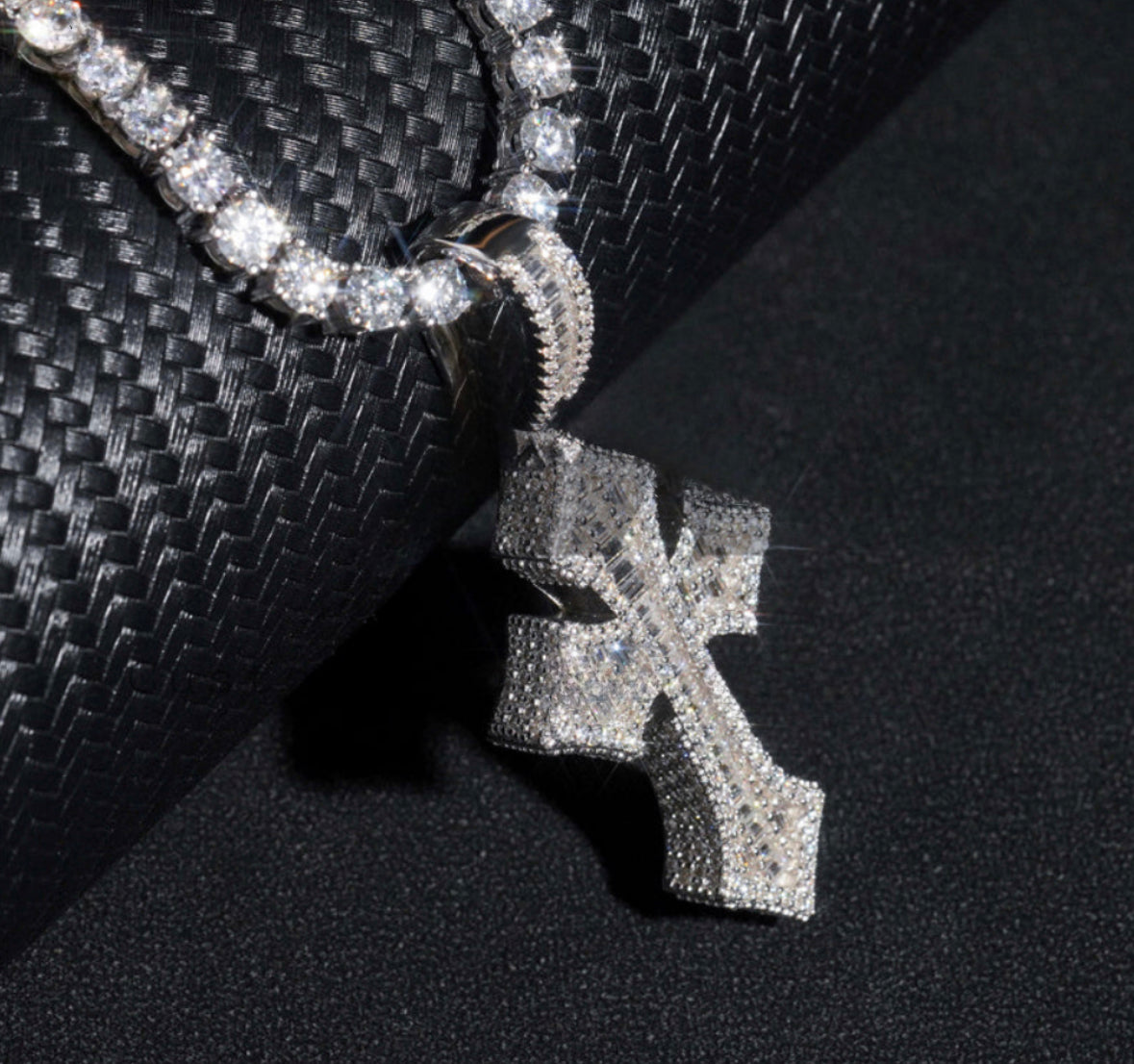 Round and Baguette cut 3D cross Pendant