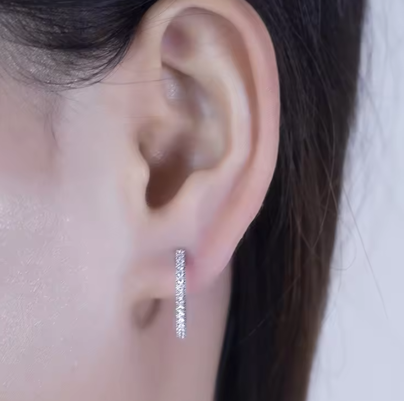 Diamond hoop earrings 1.5mm