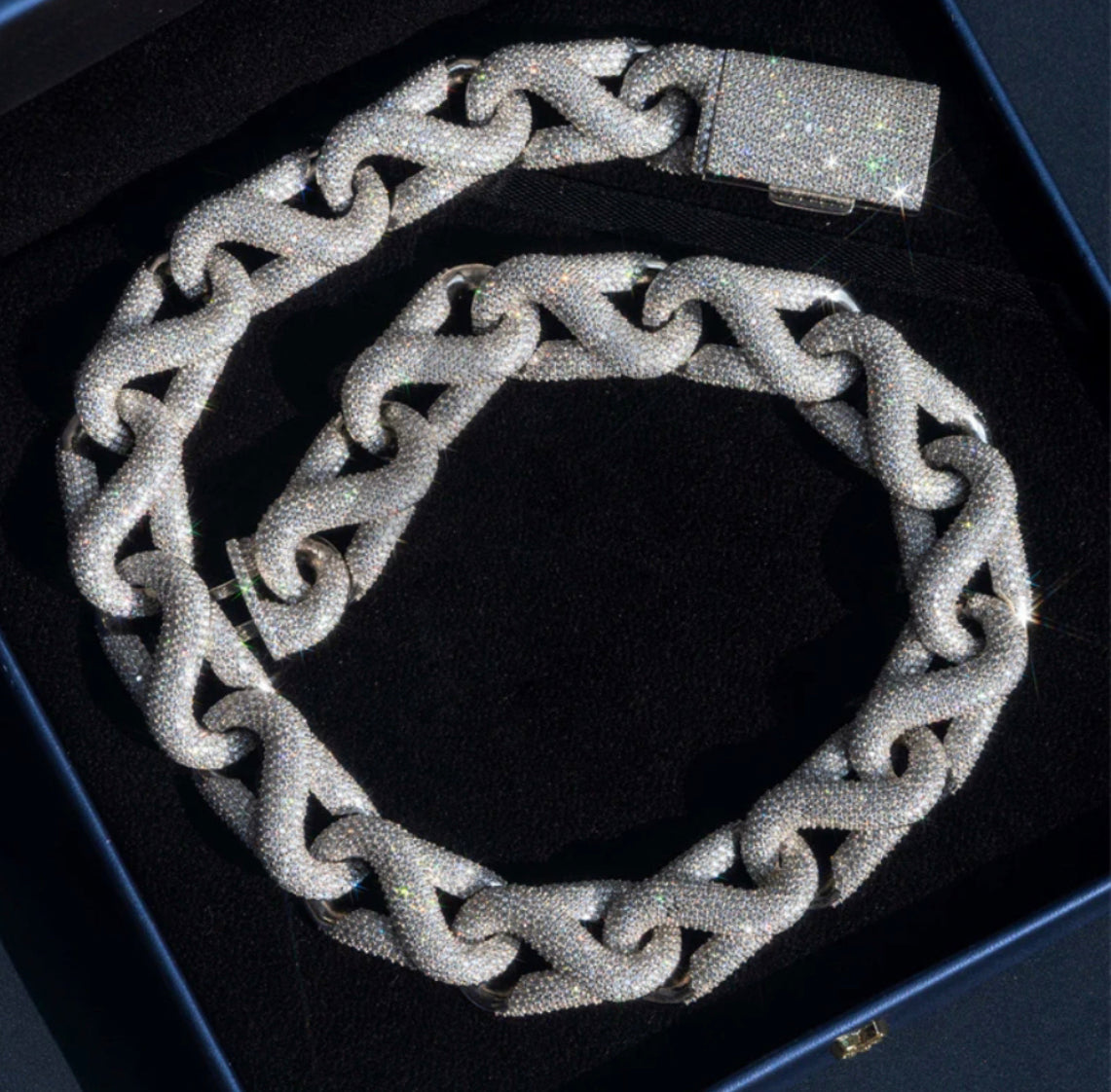 Byzantine Link Chain 22mm