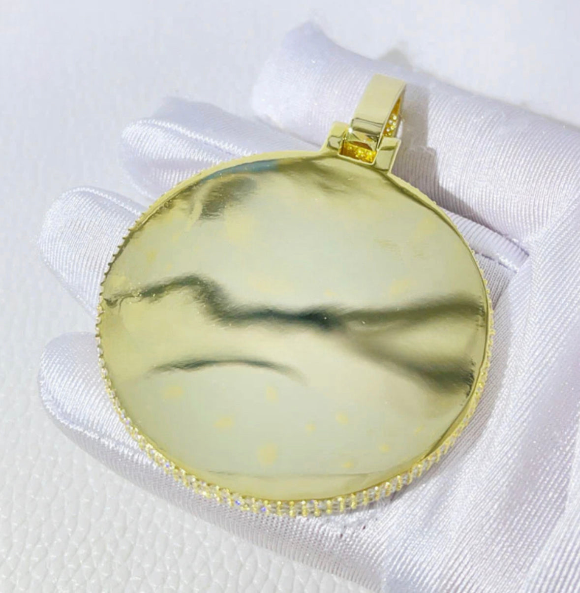 Custom 3D memorial pendant
